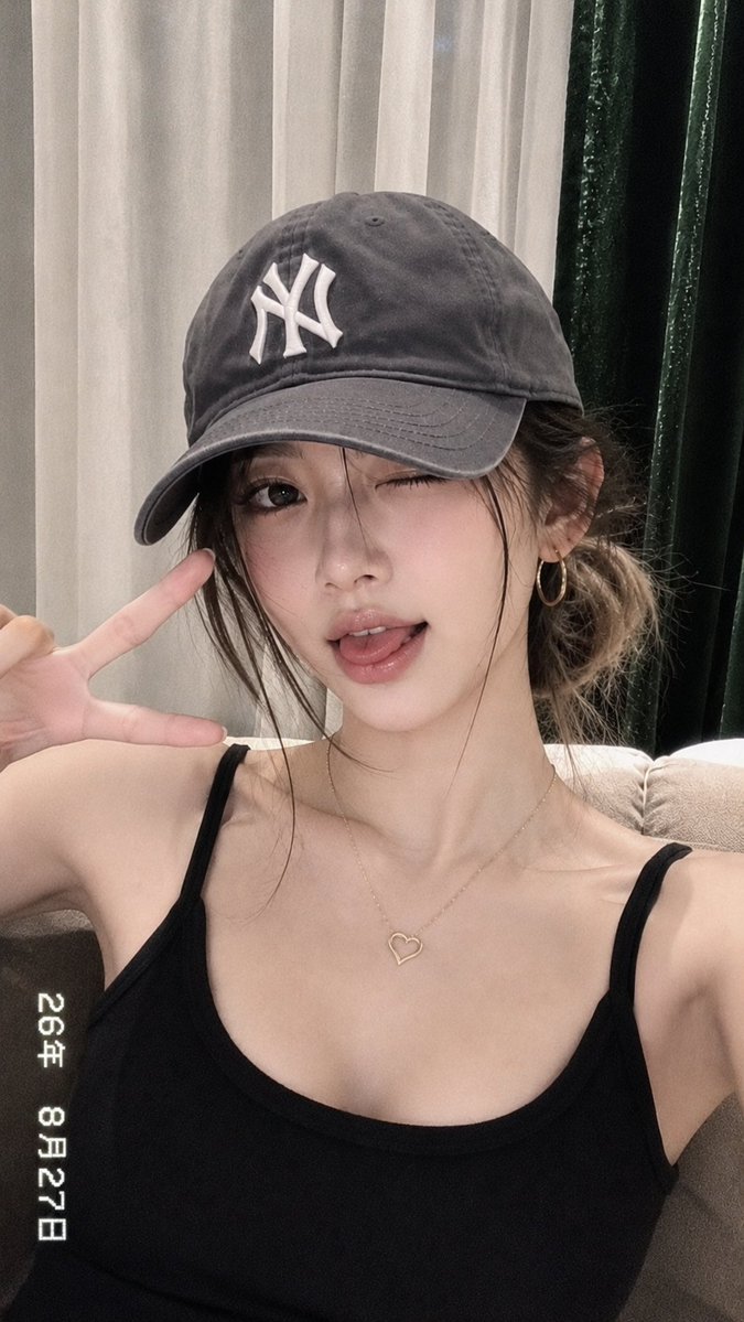 这个风格的俏皮女友 有喜欢的吗 — visual result shared by @nicebabycat